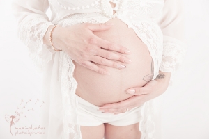 Babybauch-Fotoshooting Studio